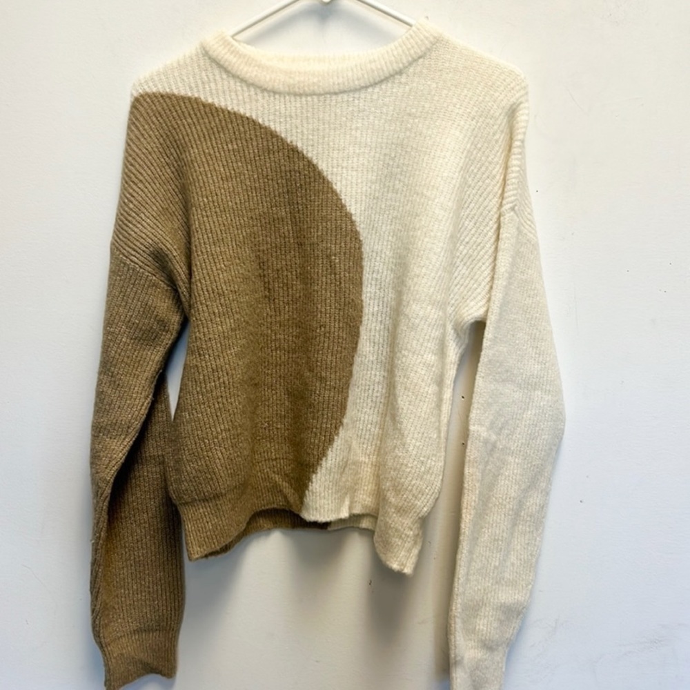 Na-kd two toned sweater